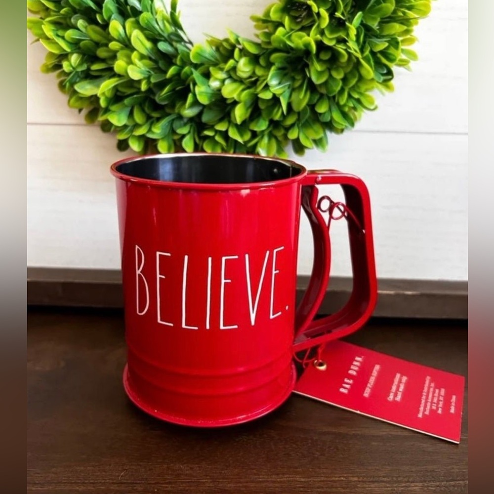 New! Rae Dunn BELIEVE. flour sifter
NWT